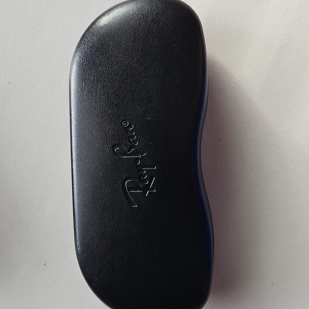 Ray-Ban Classic Black Eyewear Case - Picture 7 of 9